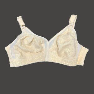Playtex 18hr Original Soft Cup Wirefree Bra 40B Beige #0020‎